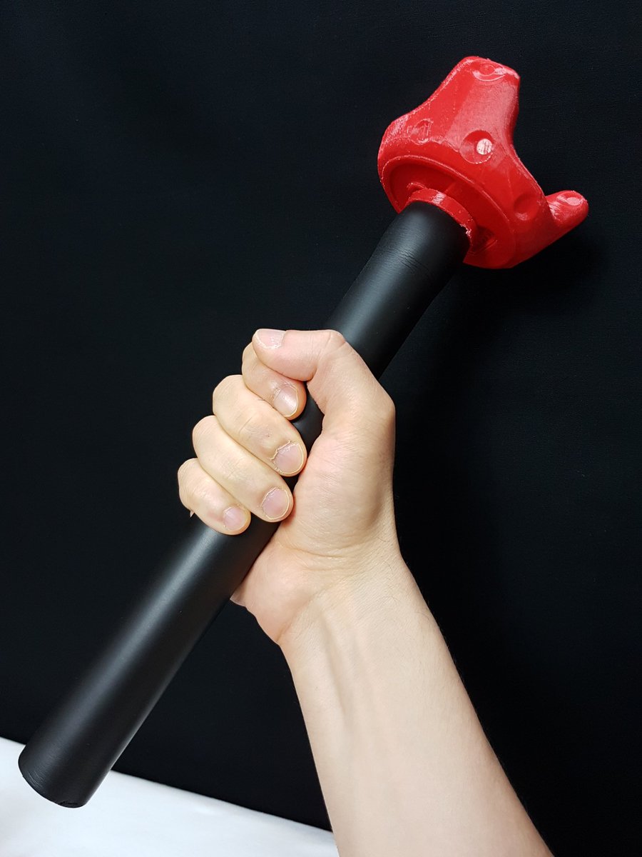 BlueGogglesVR's tweet photo. I finally didn't like the last "VR plungers", so I covered them with nunchucks' foam... and now really love the result! Guess which game I'm gonna play with the red & blue pair? The others are for a double handed sword and a Darth Maul's saber...
#vr #vrgaming #htcvivetracker https://t.co/Z6A6v1KiwX