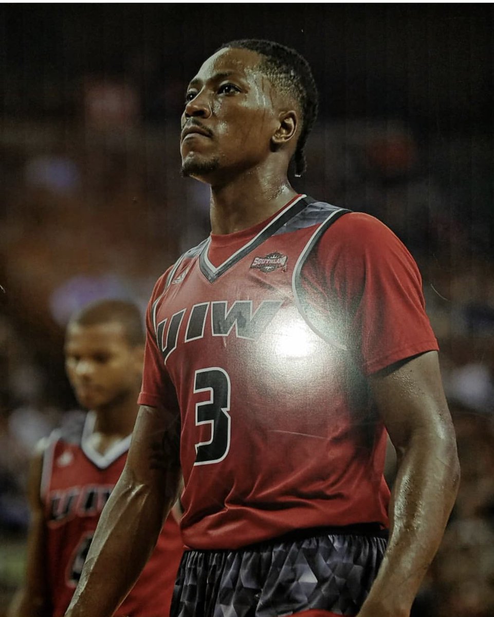 5TooCold's tweet photo. @Automan_3 We Ain’t Forgot Ya Brudda🙏🏽
#RestEasyBrudda https://t.co/OLesYU4aMG