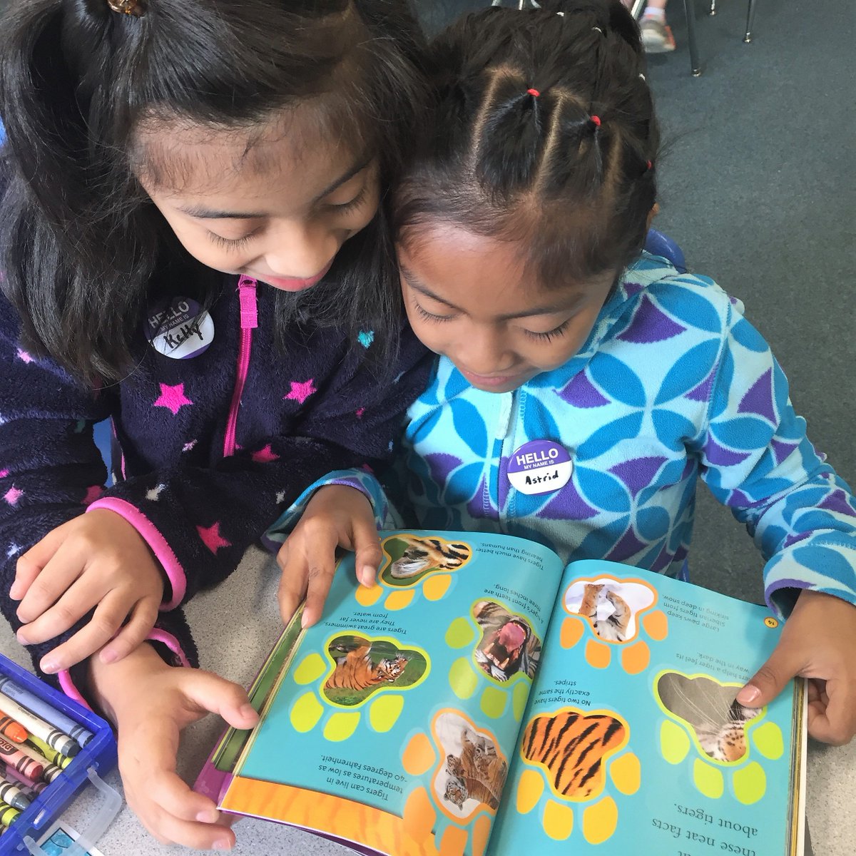 CovPartners's tweet photo. First day of Camp Covington 2019, Mission: Into Orbit ✔️
Hundreds of engaged youth and smiling faces ✔️
Math, reading, technology, fitness, enrichment ✔️
#SummerOfSpace #YoungAstronauts #LearningDoesNotStopInSummer https://t.co/AIovo0l1FF