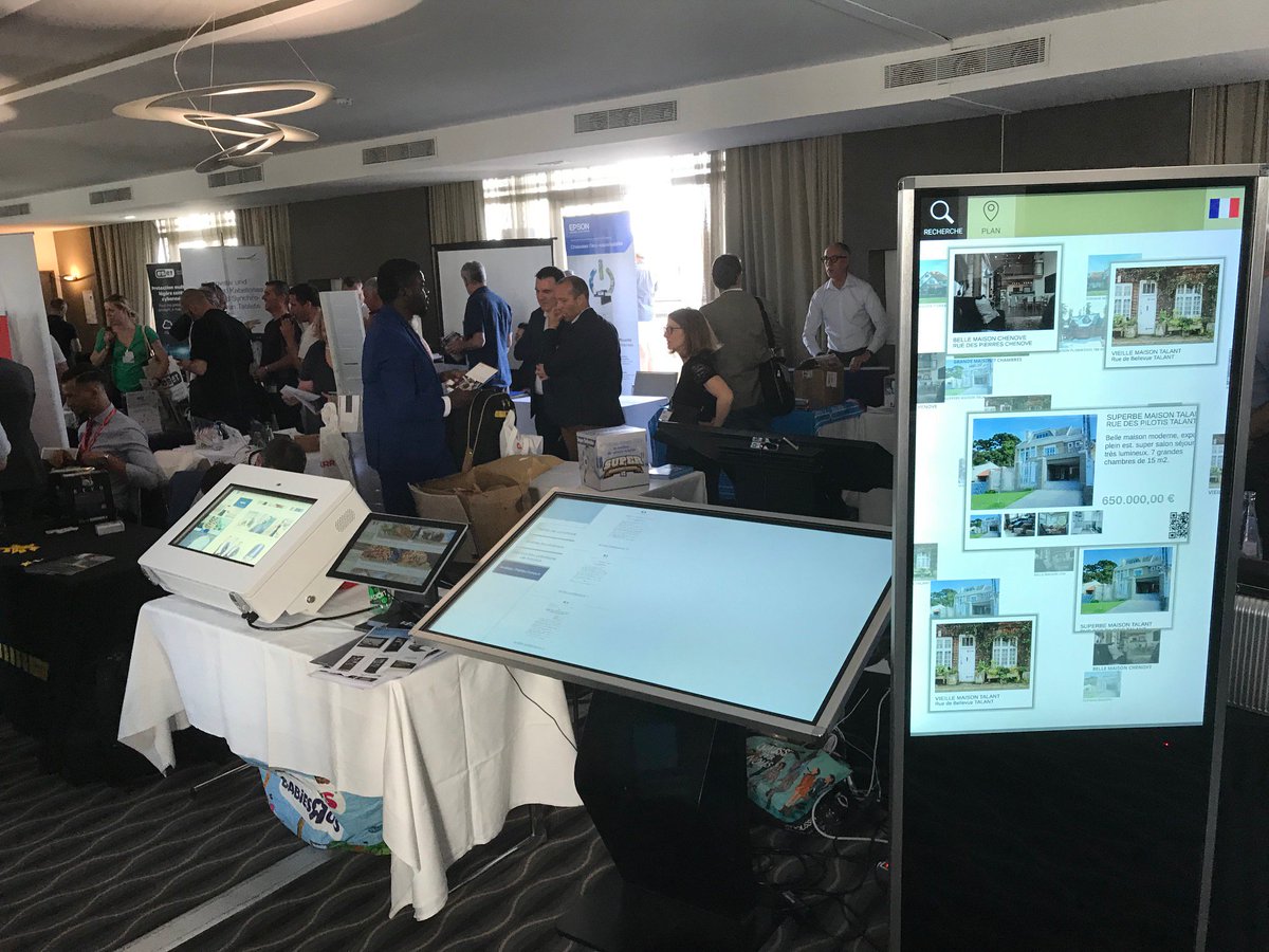 aji_digital's tweet photo. @aji_digital at the year event of Eurabis network 
great moment with resellers. All our devices highlighed ! https://t.co/Hxj2IZ3r5i