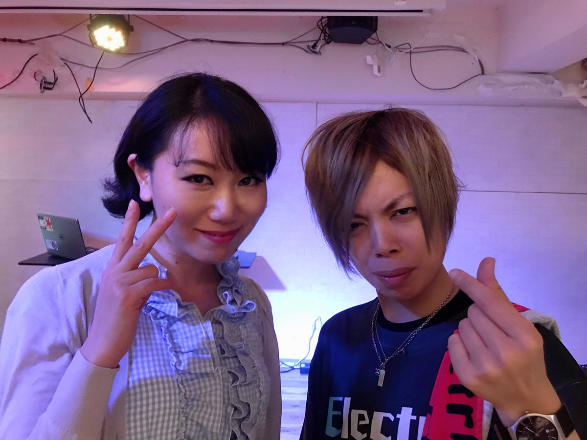 いけぶくろ。かのーぷす。 (@bukurocanopus) on Twitter photo 池袋FM「いけバラ!」📻⚡
🕚11:00~14:00
本日のパーソナリティー
【白井愛子】
<a href="/aikoshirai/">白井愛子@「涙とクローバー」リリース</a>
リクエスト曲や、メッセージいっぱいお待ちしてます!ゆったりと三時間聴いてね☀️
lve.jp/ttcgfKgWSD3Q/
<a href="/bukurocanopus/">いけぶくろ。かのーぷす。</a>
<a href="/canopus_staff/">CANOPUS⛵STAFF</a>
<a href="/ikebukurofm/">池袋FM【公式】</a>
#いけバラ
#池袋FM
#池袋CANOPUS 池袋FM「いけバラ!」📻⚡
🕚11:00~14:00
本日のパーソナリティー
【白井愛子】
<a href="/aikoshirai/">白井愛子@「涙とクローバー」リリース</a>
リクエスト曲や、メッセージいっぱいお待ちしてます!ゆったりと三時間聴いてね☀️
lve.jp/ttcgfKgWSD3Q/
<a href="/bukurocanopus/">いけぶくろ。かのーぷす。</a>
<a href="/canopus_staff/">CANOPUS⛵STAFF</a>
<a href="/ikebukurofm/">池袋FM【公式】</a>
#いけバラ
#池袋FM
#池袋CANOPUS