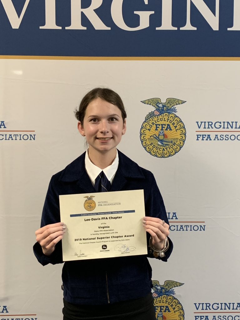 Awesome way to kick off the start of Virginia FFA Convention: Macie Banton  posting the colors and reciting the Creed in front of 1,900 people. Kate Hudson picking up our Superior Chapter. @theleedavisway