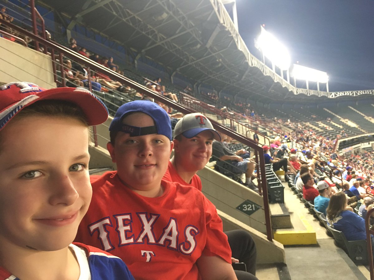 The Sampson’s are celebrating GCISD Night at Globe Life Park! Go Rangers! #WeareGCISD #finalseasonatglobelifepark  #TEAMBCE