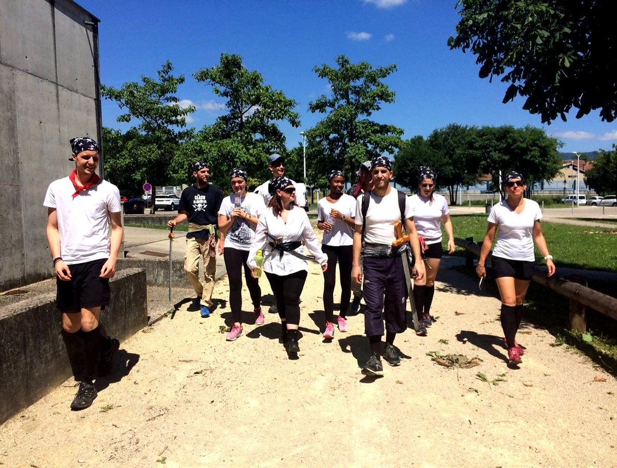 AI France tweet media