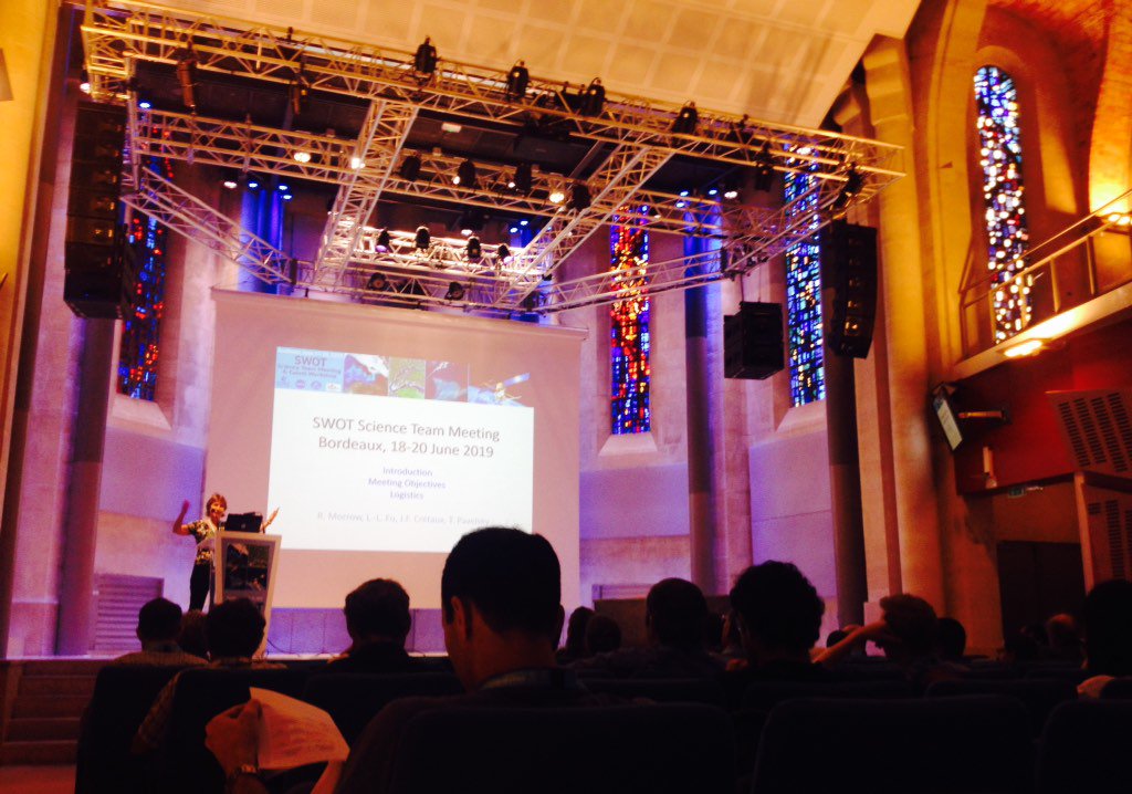 Impressive venue for the SWOT science team meeting here in Bordeaux! <a href="/IMOS_AUS/">Integrated Marine Observing System</a> on the big screen yesterday