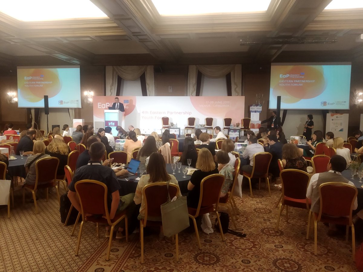 MkrtchianNancy's tweet photo. Opening Ceremony of the 4th #EAPYouth Forum in Vilnius 🇱🇹
Snapshots of state of play, achievements and challenges of the Eastern Partnership 🇦🇲🇦🇿🇬🇪🇧🇾🇲🇩🇺🇦@euneighbours @SALTO_eeca #EAP2019 #yea #eu4youth #eap10 https://t.co/U1pJS2hqNy