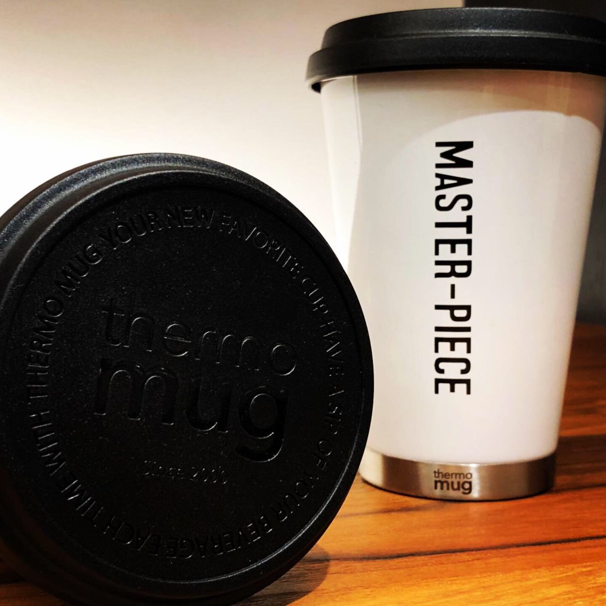 ট ইট র Mspc Product Tgm Master Piece Thermo Mug モバイルタンブラー Color White Black 人気アイテム再入荷 保冷 保温の両方で使えます 各色1点ずつです お早目に Masterpiece Thermomug タンブラー マイタンブラー シンプルロゴ