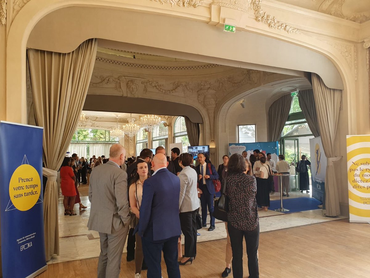 Muriel_Nicou's tweet photo. Ready pour la matinée « #EntreprisesPréfèrées des étudiants et jeunes diplômés » Palmarès 2019 au Pavillon Dauphine avec @Daphne_Mall !!! 

#MarqueEmployeur #RH @AXAJobs_fr #MatinaleEpoka @harrisint_fr @epoka_agency https://t.co/R6F1sqyf8V