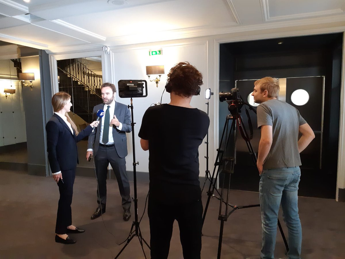 csod_FR's tweet photo. Un grand merci à Antoine Foucher, Directeur de Cabinet de la Ministre du Travail pour son intervention ce matin à #FreshThinking ! Restez connectés, on vous prépare quelque chose 🎥😉
#Learning #FromPro #RH https://t.co/36I4oOt79A