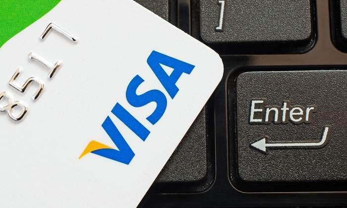 .<a href="/Visa_ES/">Visa España</a> evita fraudes por valor de 22.250 millones a través de la #InteligenciaArtificial .
lnkd.in/g5sSsKg