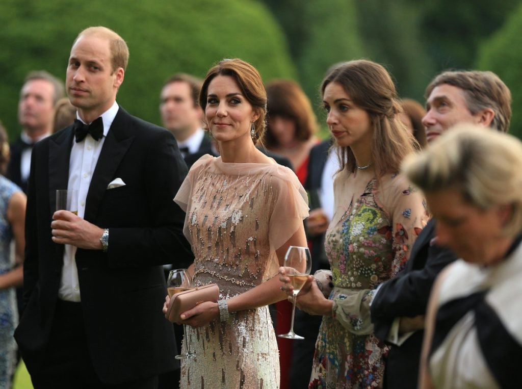 Rose Hanbury habría cenado un par de veces con el príncipe William sin estar presente Kate Middleton - mascorazon.com/rose-hanbury-h…