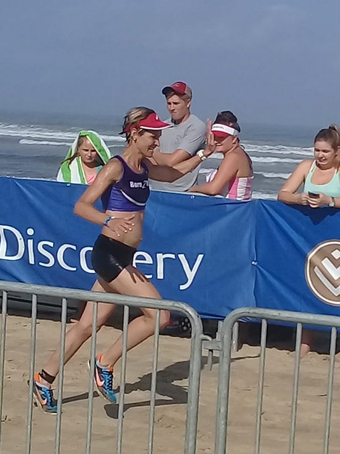 BoastRunning's tweet photo. 4 superb runners being lined up for SA Half Marathon Championships. Zuko, Myrette, Melanie and Andrea @myrettef1 @Born2RunEL #BOaSTRunningSuccess #runpurplereign @bobnorris5 https://t.co/GzHR26IbUG