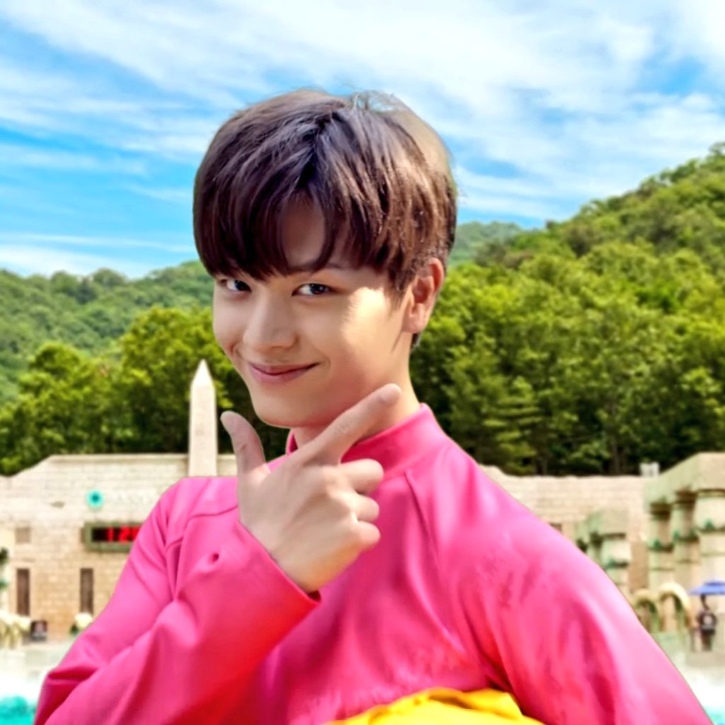 adorable_BTOB's tweet photo. 야놀자, 제작비 아낀 초특가 광고 25편 만든다 (출처 : ZDNet Korea | 네이버 뉴스) https://t.co/s5XzfgY7dl

이번 야놀자 광고가 총 25편이여서 8월 말까지 순차 공개될 예정! 아직 22편이나 남았네❤ 다양할 성재의 모습이 무척 기대되는 걸🤭💕

#비투비 #육성재 https://t.co/YyOQyHQTHO