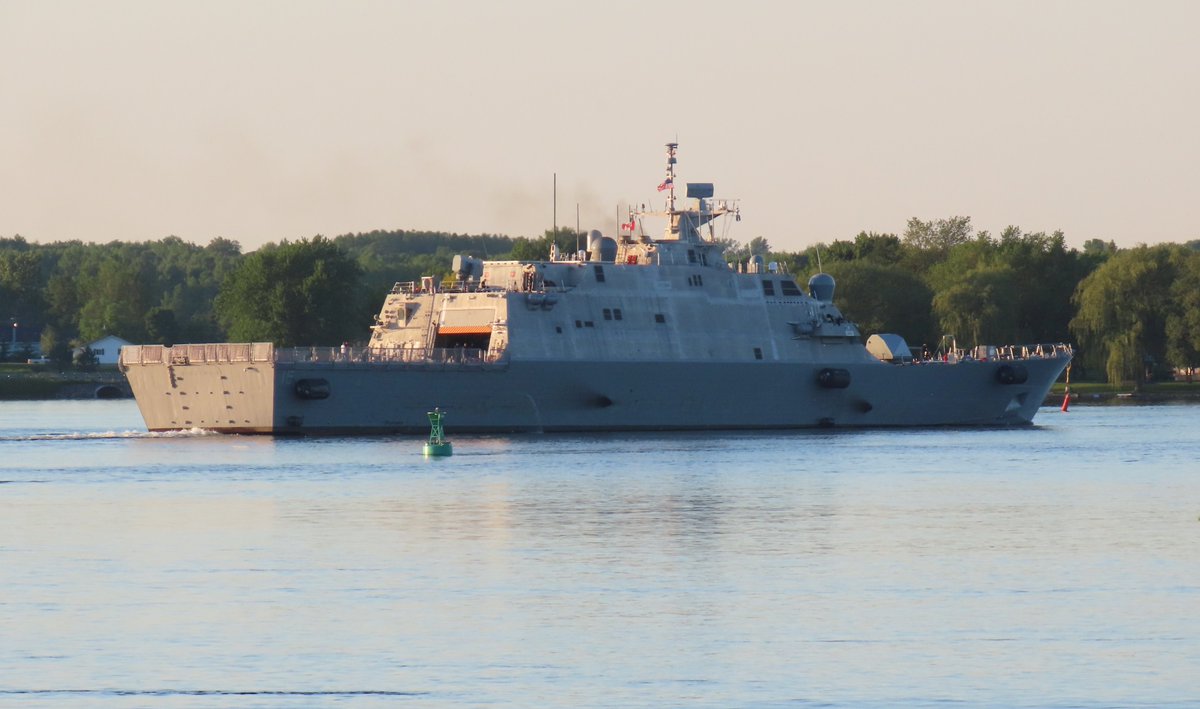 NEW Freedom-class littoral combat ship USS BILLINGS (LCS-15) 🇺🇸 down the St. Lawrence this eve on her way to Key West, Florida #USNavy #USSBillings