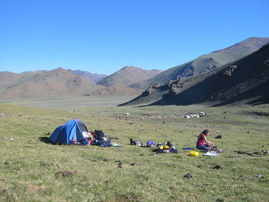 Cooking breakfast in our campsite, most likely rice pudding. 

#Mongolia #travel #adventure #camping #campcooking #nomad #journey [Image: Jennie S.]