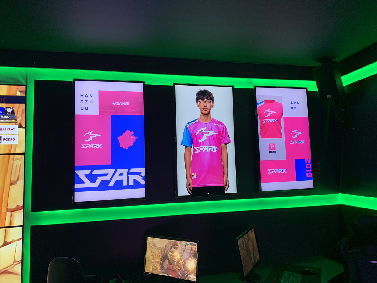 dbajec's tweet image. Up and out early checking out the @Blizzard_Ent booth at Cannes, league play, in-game rewards &amp;amp; ads for play all part of thier future growth. #Canneslion2019 #IBMiX #GamersRiseUp