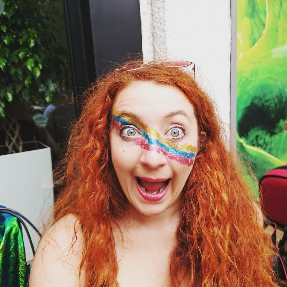 Steamchicken's tweet photo. @Wyloom @KRSpencerMusic @AmyKakoura @winter_wilson @BluesRootsRadio Hi Roger! We’re roosting after a long cluck next @warwickfolkfest check out @AmyKakoura @Grussell93 as Cocker/Joplin #Woodstock revival, @somervillegents reunion #TedCrum & @timslappadabass @Blackbeards_TP & @LauraSociety @CamdenFringe @ChapelPlayhouse & Becky @pitcherandpiano https://t.co/wjArS6k6zt