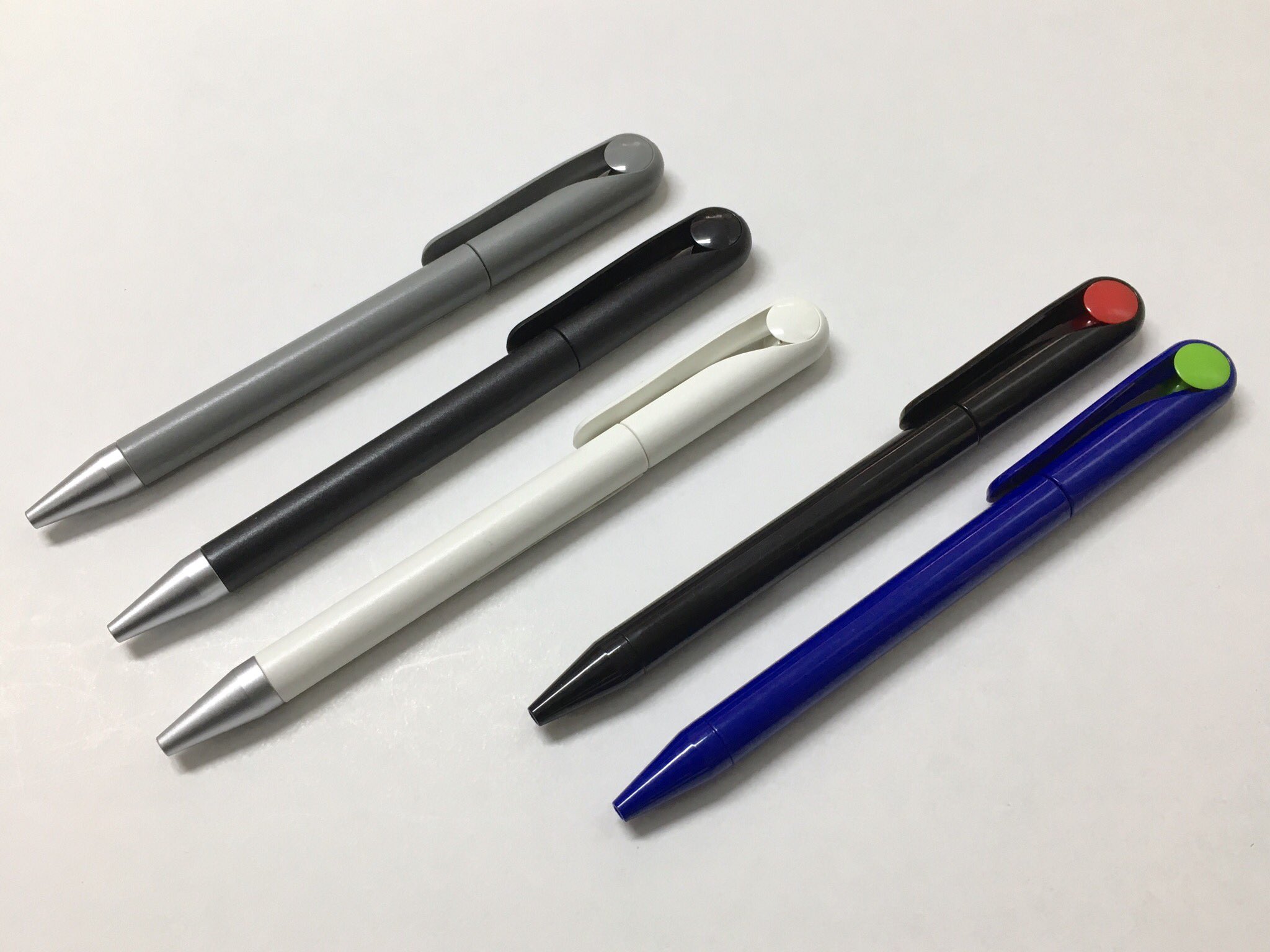 Kinbundo キンブンドードットのo おーどっと スイス文具 Prodir プロディア レトロ1 2 300 400 デザインが目を引くスイス製の回転繰り出し式ボールペン 替芯 150 はm中字1 0 のみで G2規格 パーカー互換芯となっております やや重めの
