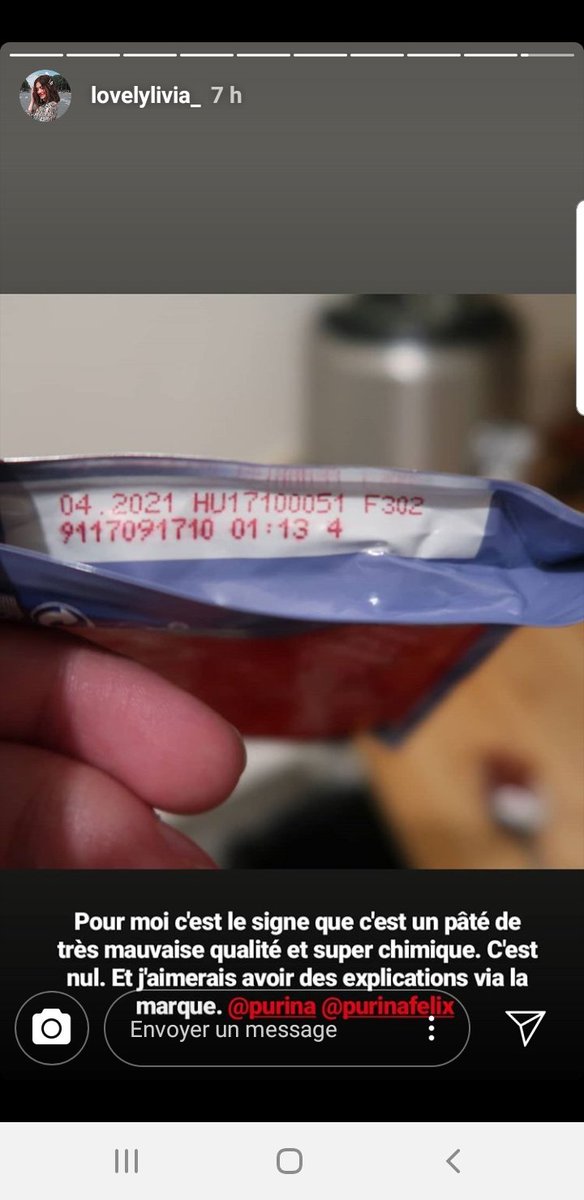 Et sinon <a href="/PurinaFr/">Purina France</a> ça se passe comment la pâté qui devient rouge vif ? Cest normal ?? Pas envie que le chat de ma petite soeur soit malade à cause de vous ...