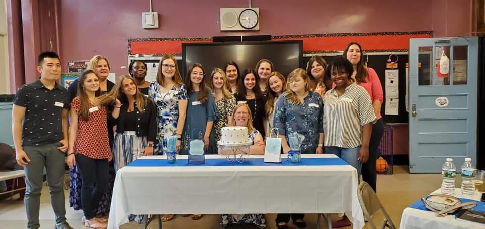 si_uft's tweet photo. The first ever Teaching Residency has launched at PS 45. A collaborative effort that seeks to strengthen the teaching preparation of new teachers. Best of luck to the residents and thank you to the Mentor Teachers and the visionaries at CSI, the DOE and UFT that made it happen https://t.co/X1rGToZV6B