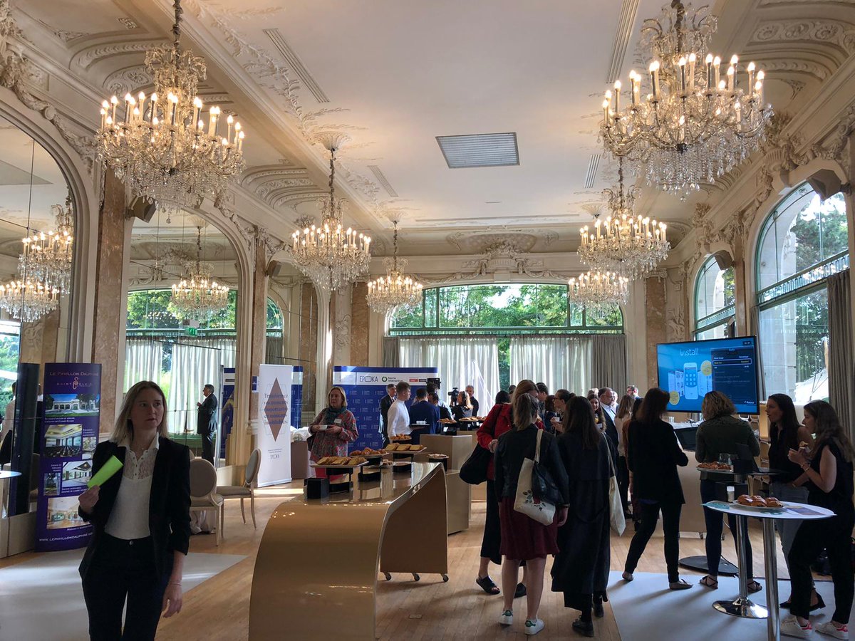 Instant #networking pour les participants des #EntreprisesPréférées2019 dans la convivialité et la bonne humeur 🤗