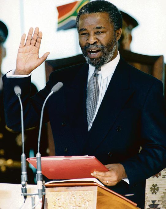 Happy birthday to former President,Thabo Mbeki. Enjoy your day. 