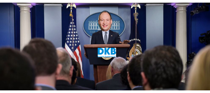 Für 9.30 Uhr wurde eine @DKB_de Twitter Pressekonferenz von @DKBpolitics angekündigt. Sicherlich ist @DKB_Soon auch dabei. Ich stelle mir das ungefähr so vor:
#daskannbank