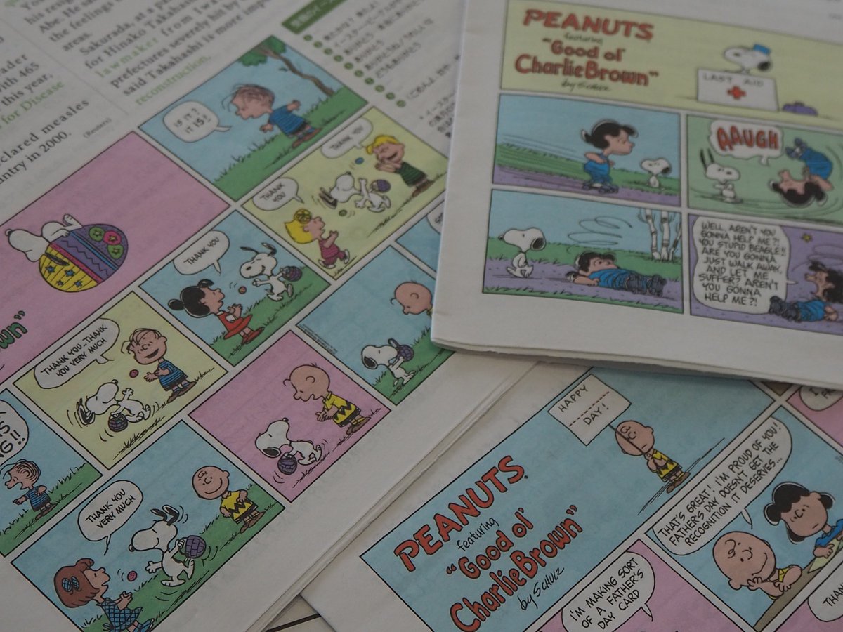 朝日ウイークリー ご存知でしたか 朝日ウイークリーは スヌーピー Peanuts の漫画が毎週掲載されている日本唯一の新聞です スヌーピーとピーナッツの仲間が登場するユーモラスで ときに心に響くコミックを 訳文と一緒にお楽しみください スヌーピー