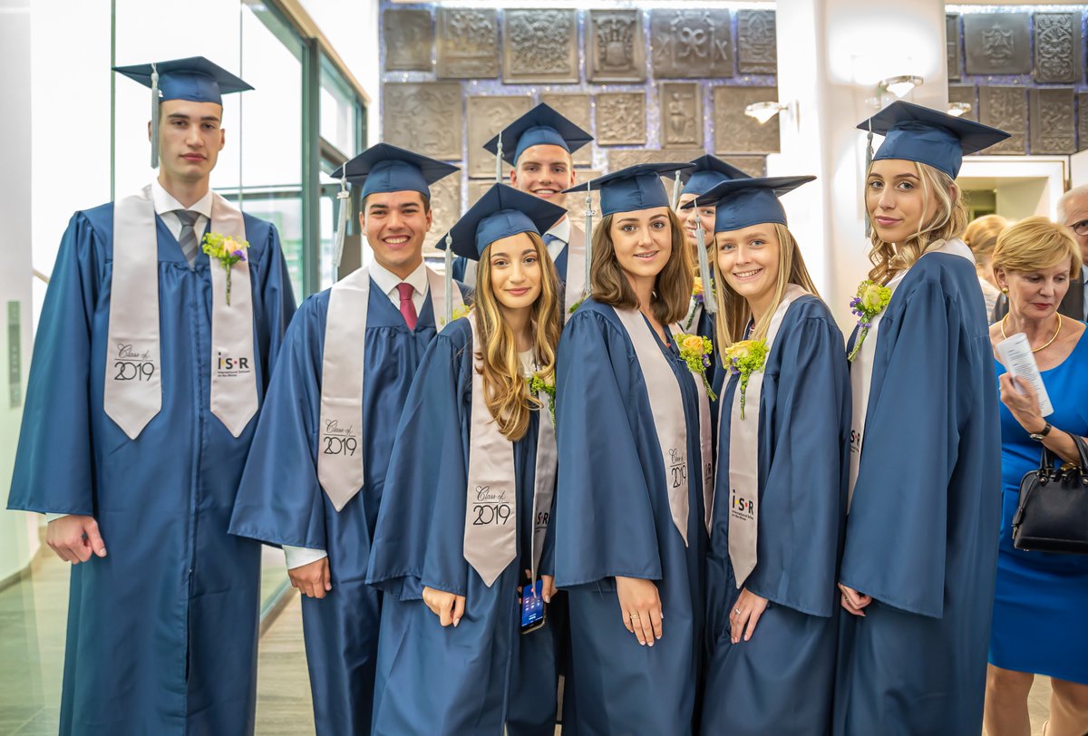 ISR_Neuss's tweet photo. Last Friday, we celebrated the successful graduation of 39 students from the #ISR #classof2019. During the ceremony, the students all received their @SABIS_EDUCATION High School Diploma. We are extremely proud of our graduates and wish them all the best for their future! https://t.co/TzPNqcH00Z