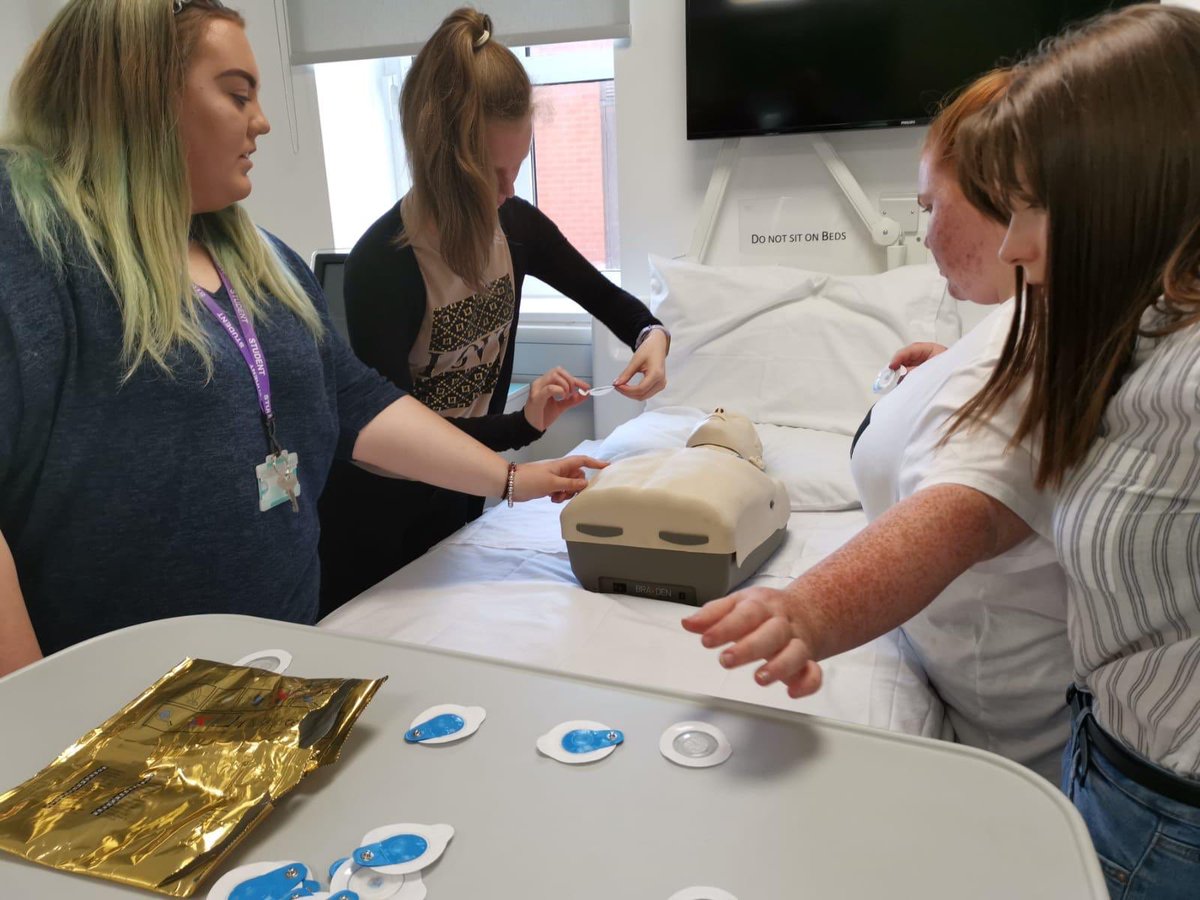 StocktonSFC's tweet photo. Our lovely Health and Social Care students are currently on a tip to @sunderlanduni The visit is linked to their working in Health & Social Care unit as part of the course. We hope you are having a great and informative day! #teamssfc https://t.co/OzrcXdmWfZ