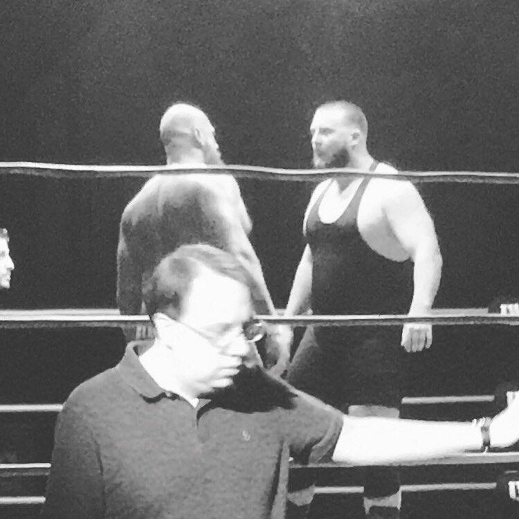 BulkNasty91's tweet photo. Gorillas in the mist....... and Bradley. #NicePolo #Silverback #KingKong #PhotoBomb #StareDown #BigManBusiness #ThisIsWhyWeCantHaveNiceThings #ProWrestling #Powerlifting #Pittsburgh https://t.co/vOnrbF0Ofc