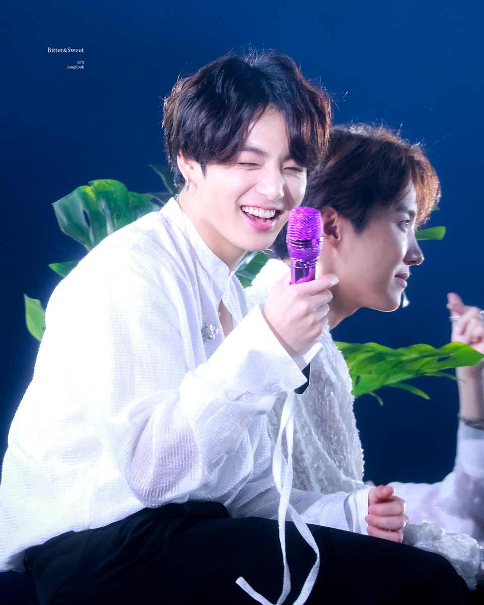bittersweet901's tweet photo. 190615 MUSTER in BUSAN 
magic shop 
 #정국 #JUNGKOOK #JK #BTS⁠ #방탄소년단 #비티에스 

와인말구 다시 흰우유 마셔야 될 거 같은데요...  

@BTS_twt #붓싼아이가 https://t.co/rEemkebzfu