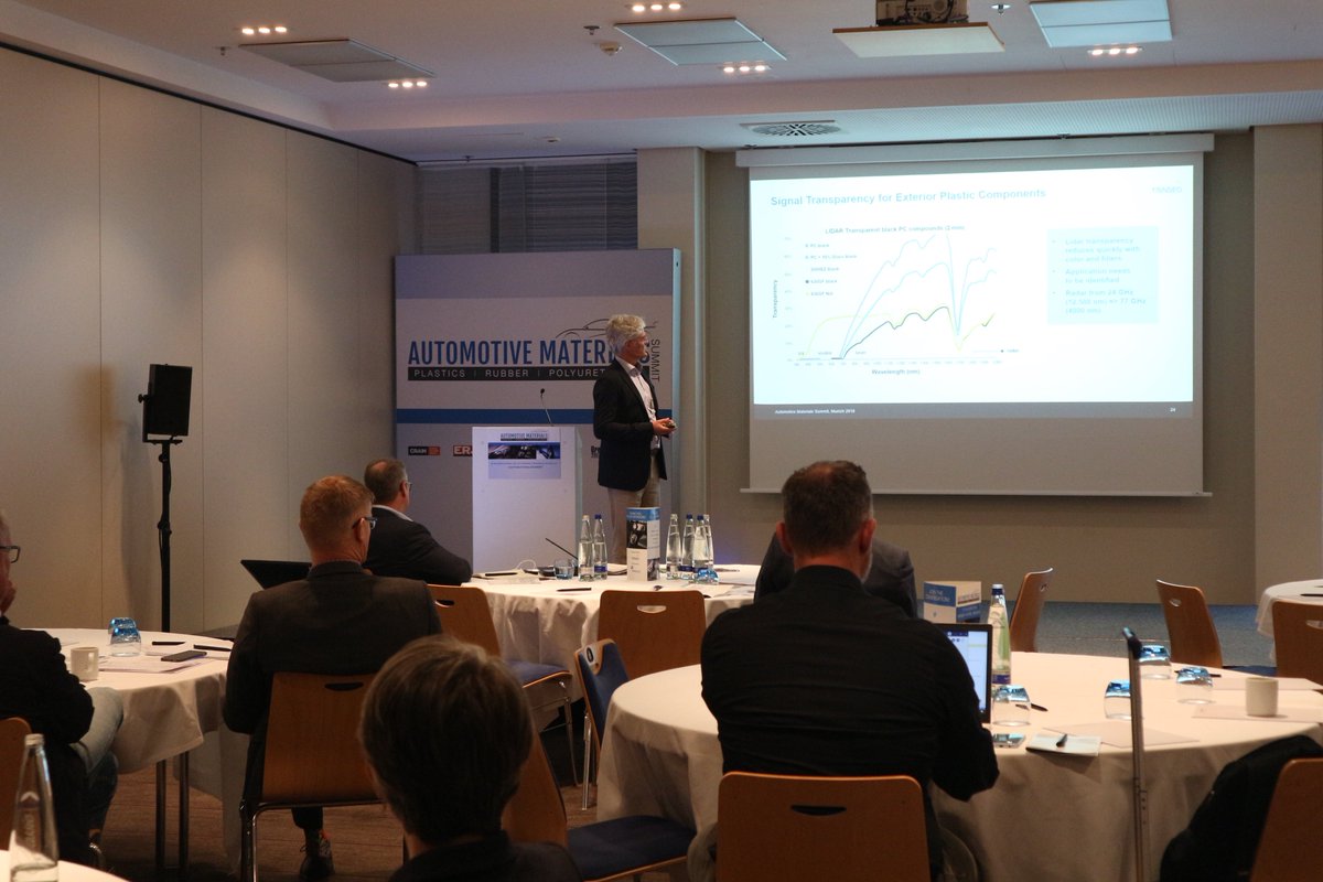 SustainPlastics's tweet photo. Norwin van Riel, Development Leader @Trinseo discusses mineral fibre filled PC/ABS designed for large exterior components with radar and LiDAR integration #AutoMaterialsSummit https://t.co/I3AfOjrSDg
