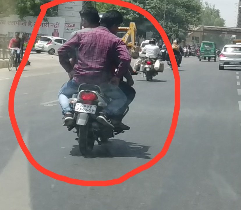 SatyaPr01896525's tweet photo. डर क्या चीज है हमें भी तो बताओ I 
@Uppolice @uptrafficpolice @lkopolice https://t.co/uBtdI5jHku