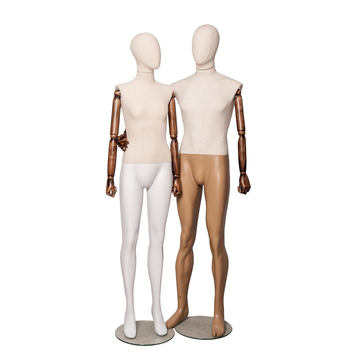 Fabric mannequin wood arms with movable head

#mannequins #fabricmannequin #shopdesign #display #windowdisplay #vm #design #fashion #femalemannequin #designweek