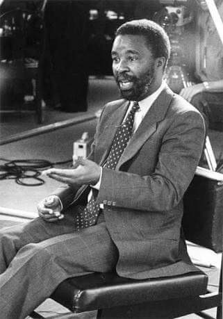 Happy bornday to former President of South Africa, Rre Thabo Mbeki, happy 77th birthday sir   