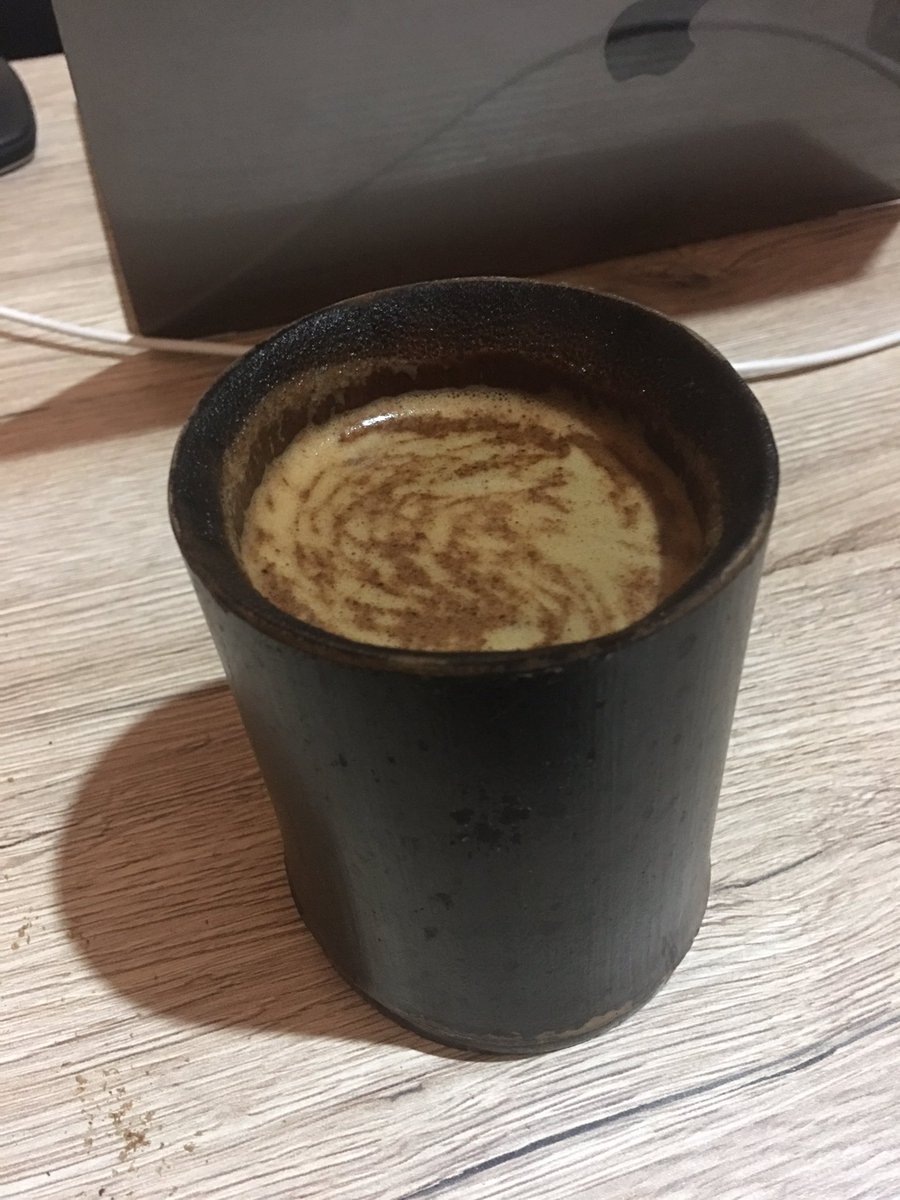 Ngopi doloe gaes biar gak boloho!