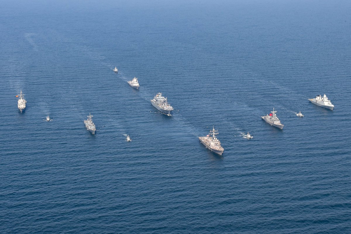 USNavyEurope's tweet photo. All in formation ⚓️
Standing #NATO Maritime Group One flagship 🇺🇸 #USSGravely leads 11 naval ships from 🇹🇷🇵🇱🇩🇪🇪🇸🇬🇧🇳🇴🇩🇰🇱🇹 nations in close formation during a Baltic Operations #BALTOPS2019 PHOTEX. #47YearsStrong #StrongerTogether https://t.co/A6MJTDLiRC