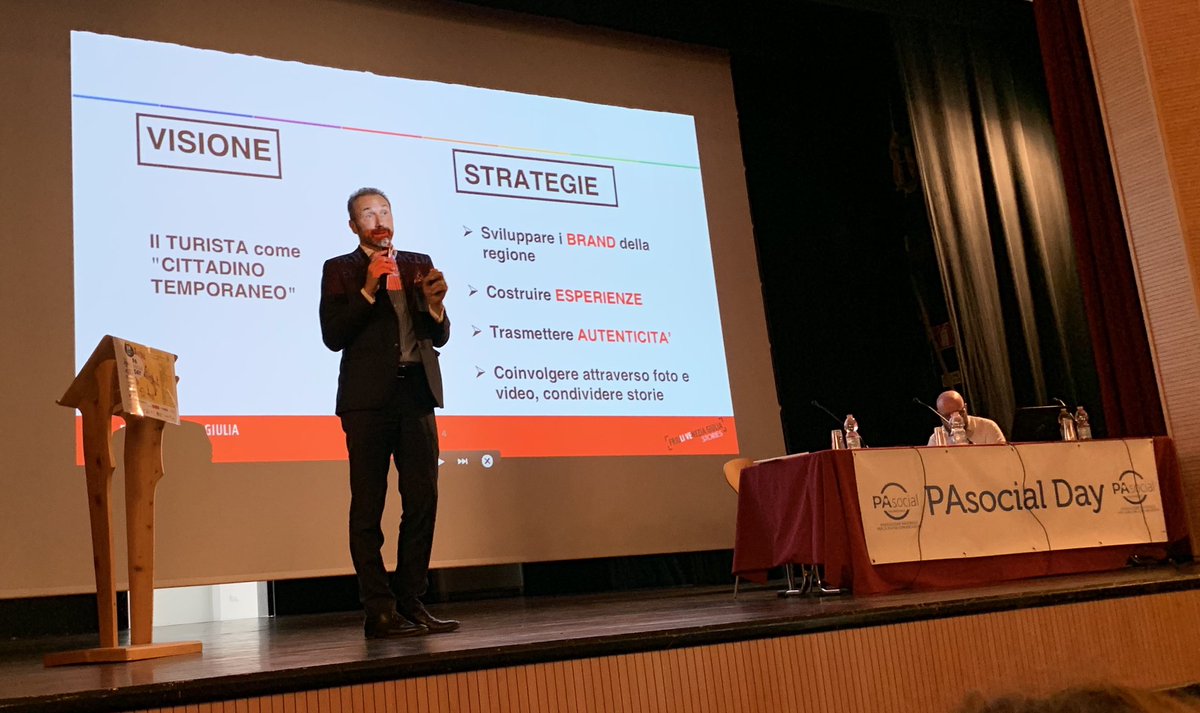 #PAsocial Si devono costruire esperienze che poi possono essere comunicare digitalmente spiega Lucio Carriero - direttore generale Promoturismo PVG 
<a href="/Ilfriulivenezia/">Friuliveneziagiulia</a> punta a far conoscere e mettere in connessione i brand del territorio. 
Il turista è un cittadino temporaneo!