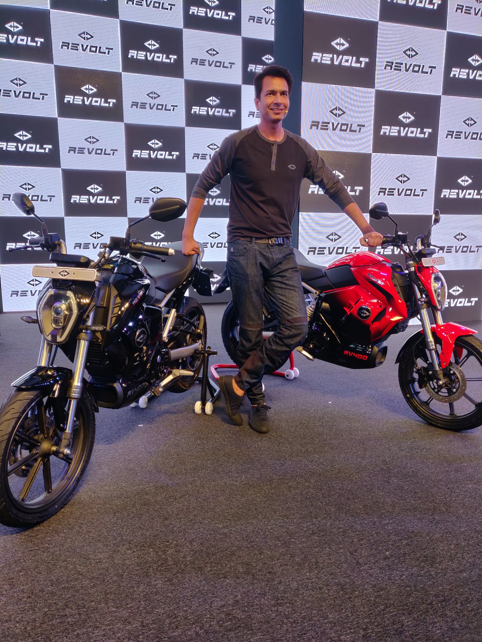 revolt motor