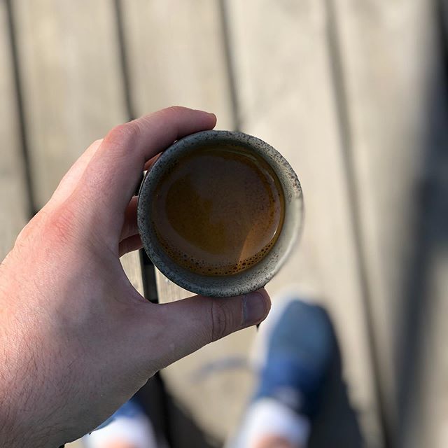 Robert_Brista's tweet photo. Espresso shots from Ethiopia Mokanesa in Arsi region. Light espresso roast, in cup lots of flowers, bergamot and sweetness with pleasant mouthfeel.
#storycoffeewarsaw #storyofgoodcoffee #sca #specialitycoffee #specialityfood #coffee #espresso #blackcoffe… https://t.co/TiAcJ90BWm https://t.co/YBSd3o9upr