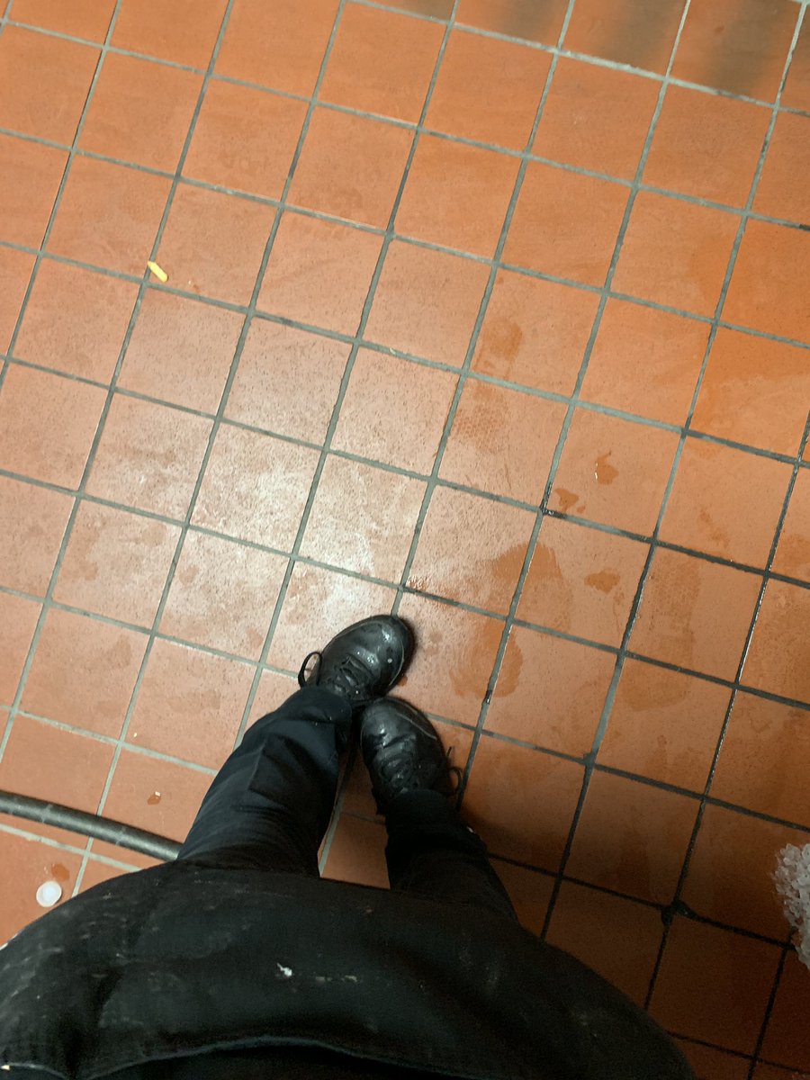 jth1769's tweet image. I get a little nervous when a cute girl comes through drive thru