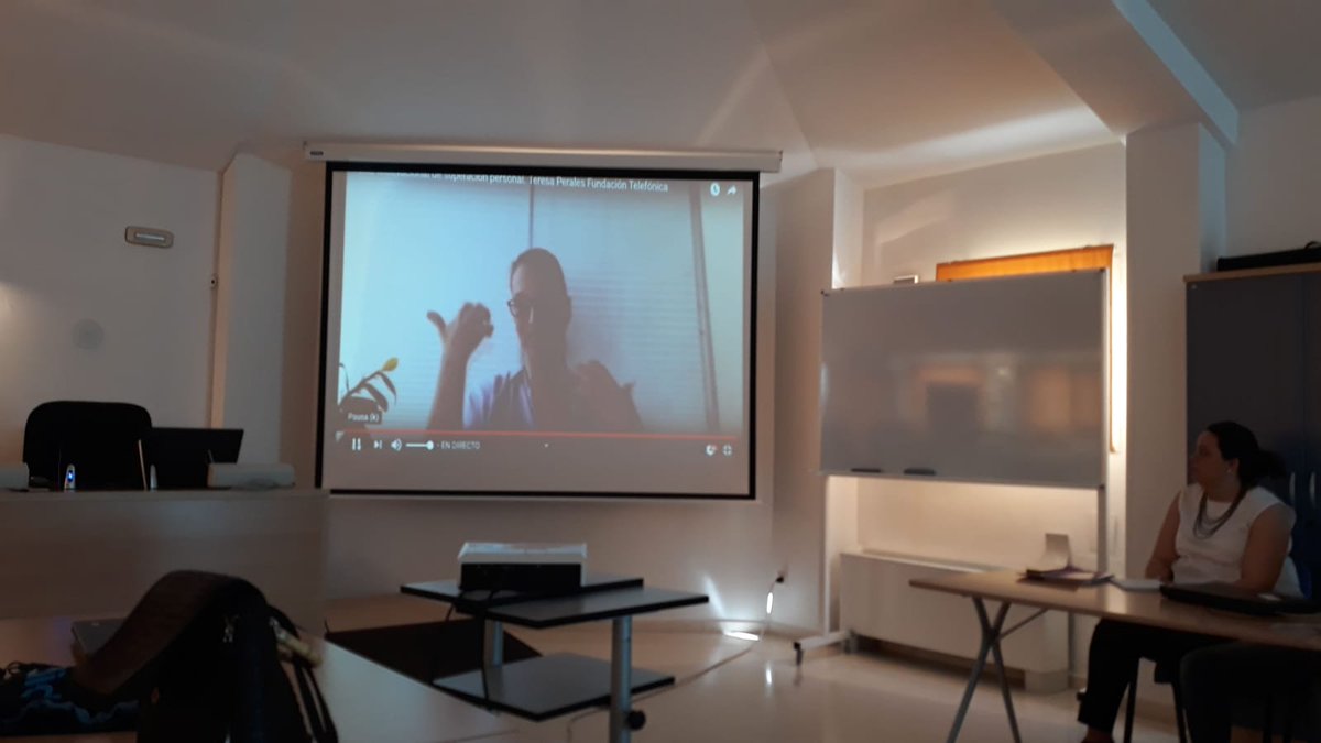 Interesante #conferencia de @Lanzaderas_EES y <a href="/FundacionSMLRPH/">Fundación Santa María la Real</a> de #superacionpersonal con @teresaperales. Hay que lanzarse, cumplir proyectos, todos podemos hacerlos realidad <a href="/LanzaJaen/">Lanzadera de empleo Jaén 2019</a>