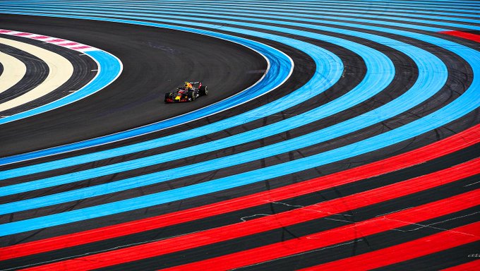 View image on Twitter