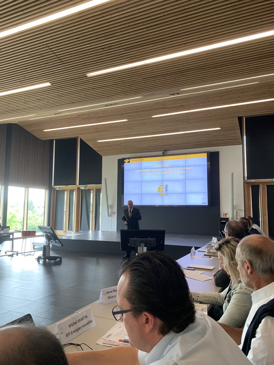 valuationcap's tweet photo. #c2ime
Comité d accélération à Metz. https://t.co/MTNdUMyiiv