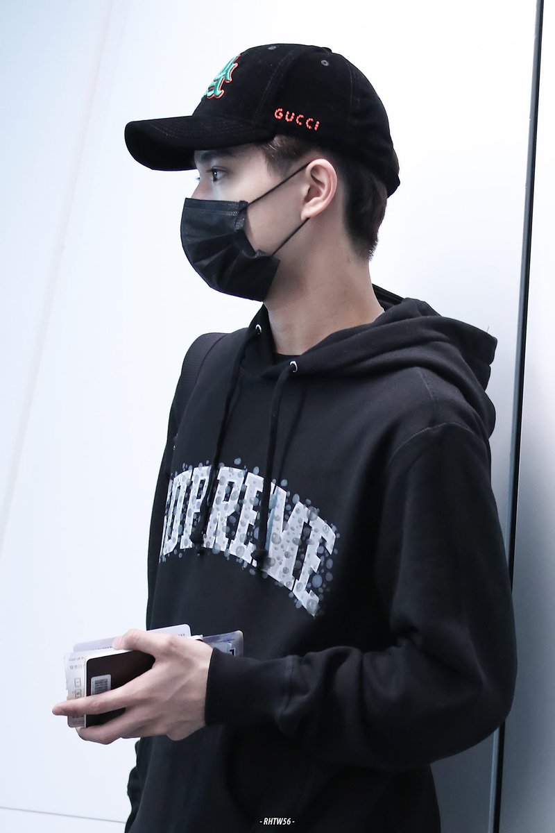 illlluyii's tweet photo. 보고 싶다...
@perthppe 
#รอยยิ้มของชูครีม 
#พวกของเจื๋อ https://t.co/ofJkjnhmNj
