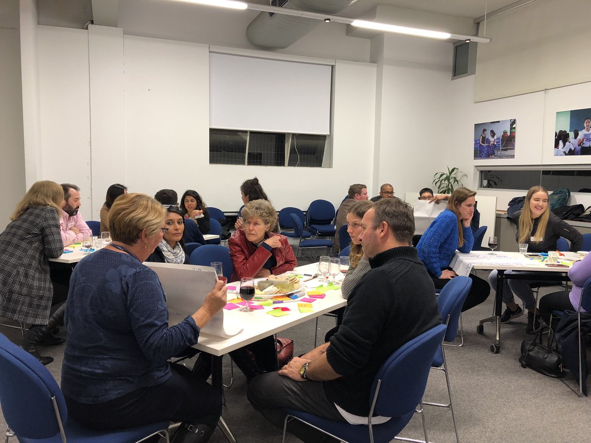 ausvolsint's tweet photo. And the ideas are flowing! A very exciting, collaborative energy in the room at AVI tonight. #InvitingChange #collaboration #brainstorming #inspiring https://t.co/QcYOzNAMxb