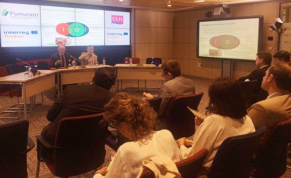 Jose García-Quevedo <a href="/UniBarcelona/">Universitat de Barcelona</a> #catedrasostenibilidadenergetica y Manuel Doblaré <a href="/unizar/">Universidad Zaragoza</a> presentan las conclusiones del estudio "An overview of #innovation in the #energy sector for the #sudoeregions" <a href="/TRANSENER/">TR@NSENER</a> @Sudoe5 <a href="/fCIRCE/">CIRCE - Centro Tecnológico</a>  <a href="/CTAndalucia/">CTA</a> <a href="/La_UPM/">Universidad Politécnica de Madrid</a> @FC_UL @SEnSEPROMES