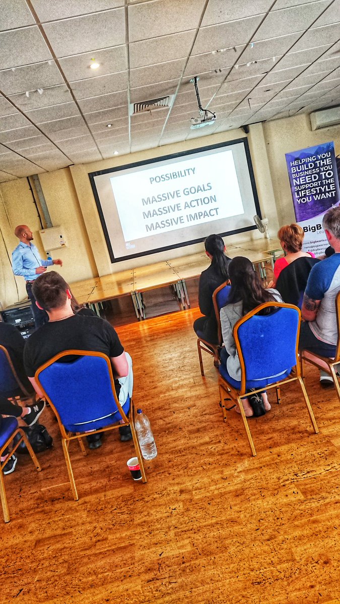 BigBearLearning's tweet image. There are opportunities all around us.

Look beyond your local area, think about your goals again and review if there isn&apos;t a bigger goal that you can aim for.

You don&apos;t want to aim too small, but also you want your goals to be realistic!