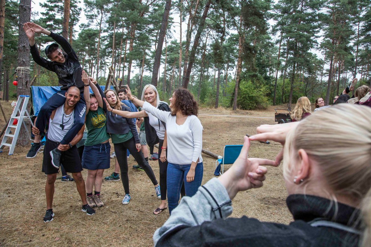 Nog maar twee plaatsen op de Talent Journey! Dankzij de steun van <a href="/EUErasmusPlus/">Erasmus+</a>  kan je voor €150 mee op dit kamp met Belgen en Spanjaarden, met een mix van jongeren met en zonder mentale beperking! Je stapt bovendien een stuk van de camino!  karavaan.be/activiteit/the…